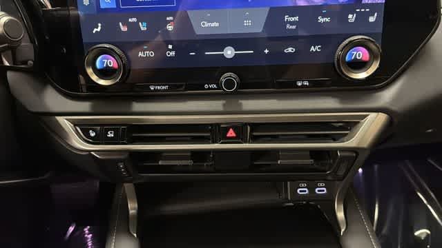 Used 2024 Lexus RX 350 AWD w/ Convenience Package image 20