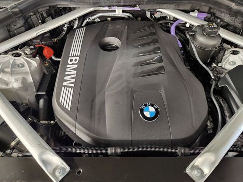 Used 2025 BMW X5 sDrive40i w/ M Sport Package image 33
