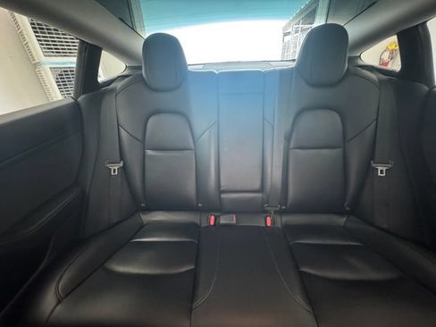 Used 2021 Tesla Model 3 Standard Range Plus RWD image 6