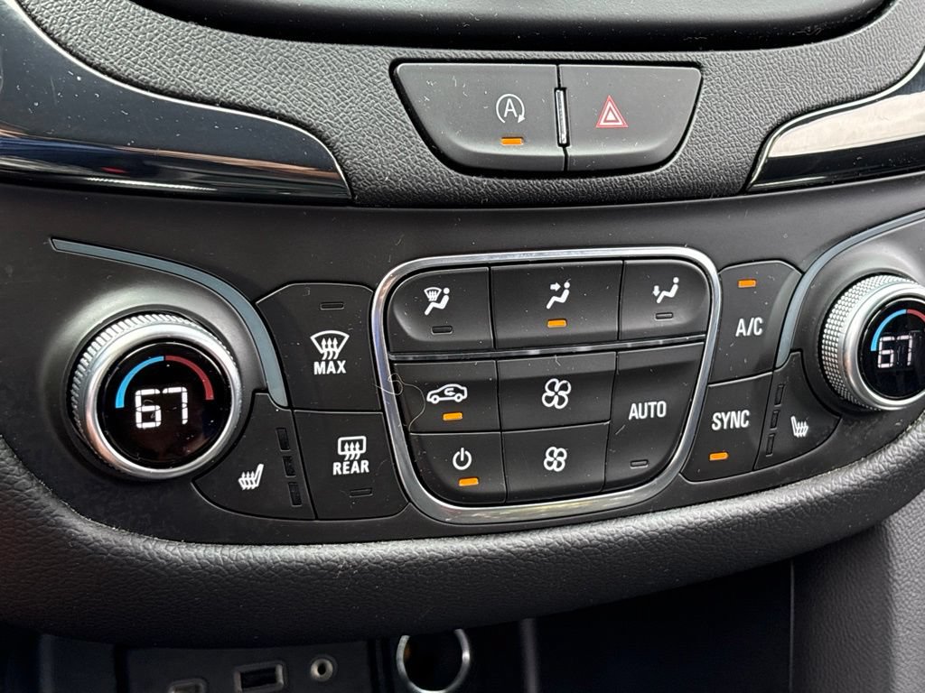 Certified 2023 Chevrolet Equinox RS FWD image 17