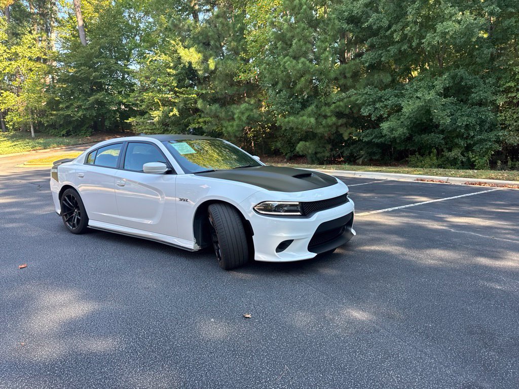 Used 2018 Dodge Charger R/T RWD image 2