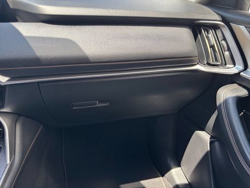 Used 2024 MAZDA CX-90 Plug-In Hybrid w/ Preferred AWD/4WD image 17
