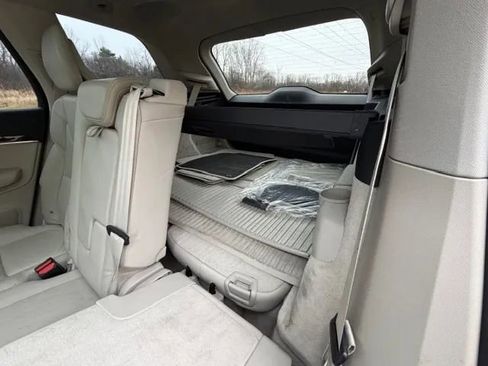 Used 2016 Volvo XC90 T6 Momentum w/ Protection Package Plus image 25