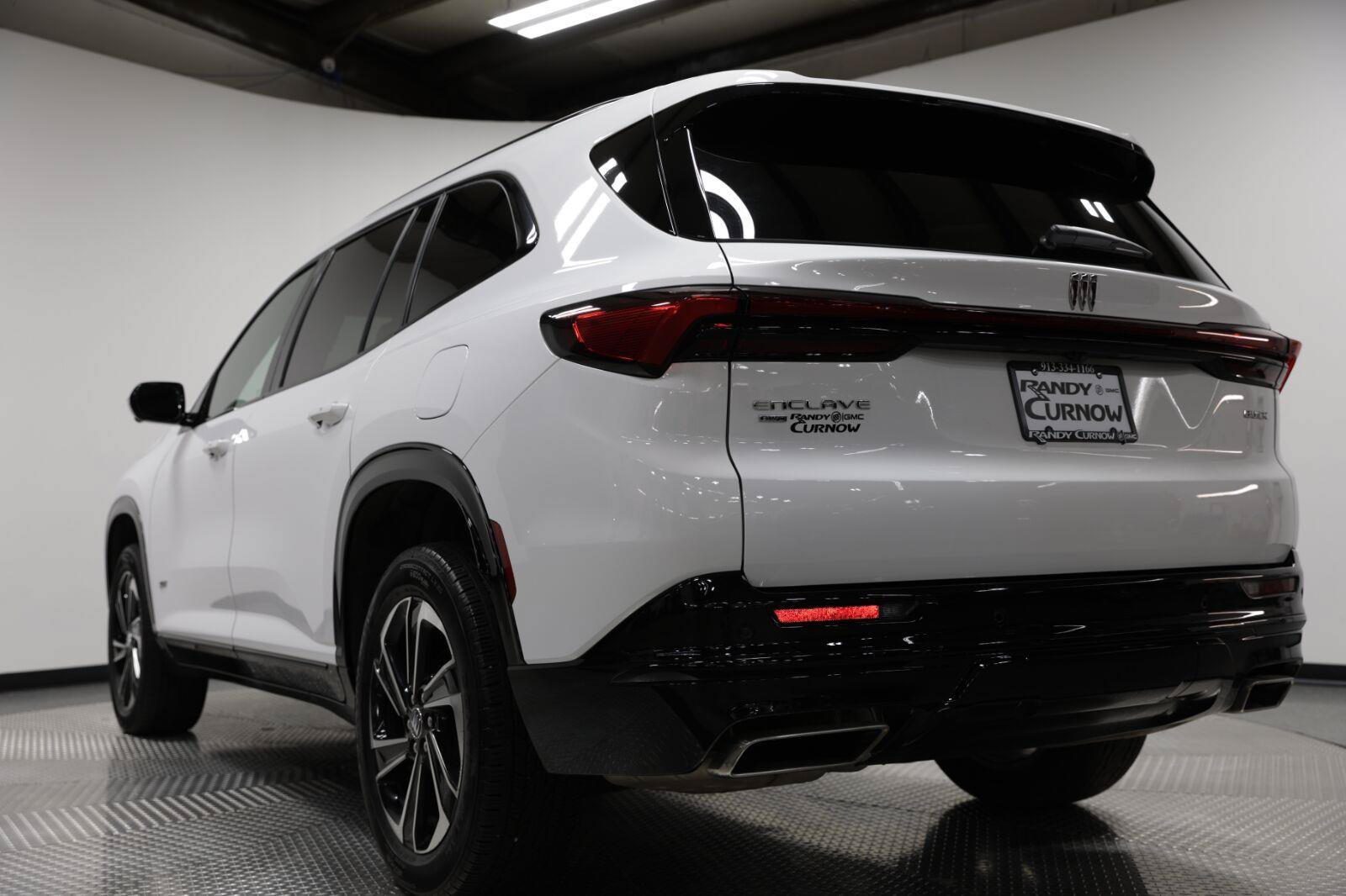 Certified 2026 Buick Enclave Sport Touring AWD/4WD image 30