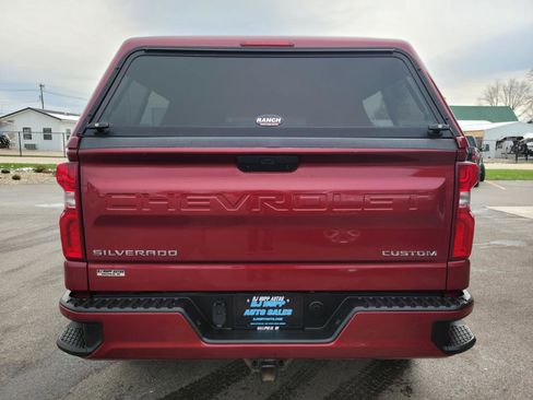 Used 2019 Chevrolet Silverado 1500 Custom w/ Custom Value Package image 5