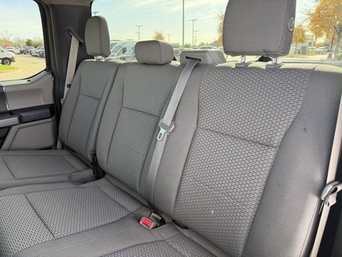 Used 2015 Ford F150 XLT image 19