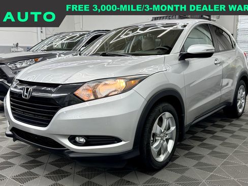 Used 2016 Honda HR-V EX image 1
