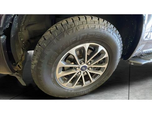 Used 2018 Ford F150 XLT w/ Equipment Group 302A Luxury image 18