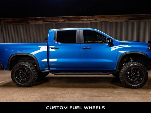 Used 2023 Chevrolet Silverado 1500 ZR2 w/ Technology Package image 10