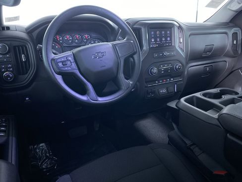 Certified 2025 Chevrolet Silverado 2500 Custom w/ Custom Convenience Package image 2