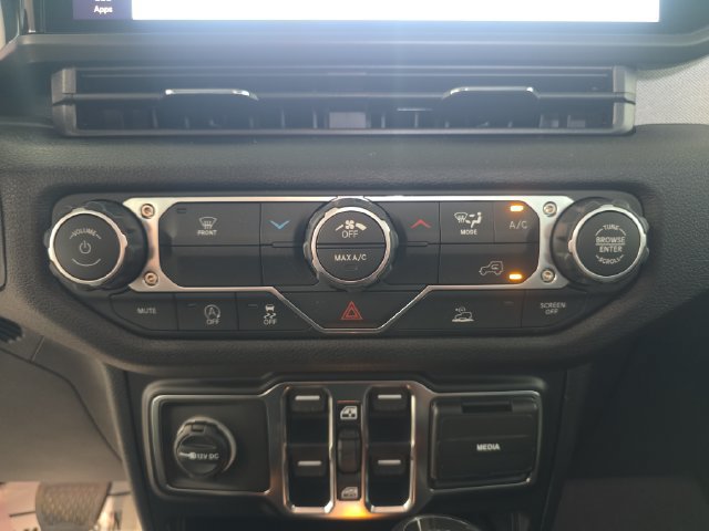 Used 2026 Jeep Gladiator Sport AWD/4WD image 20