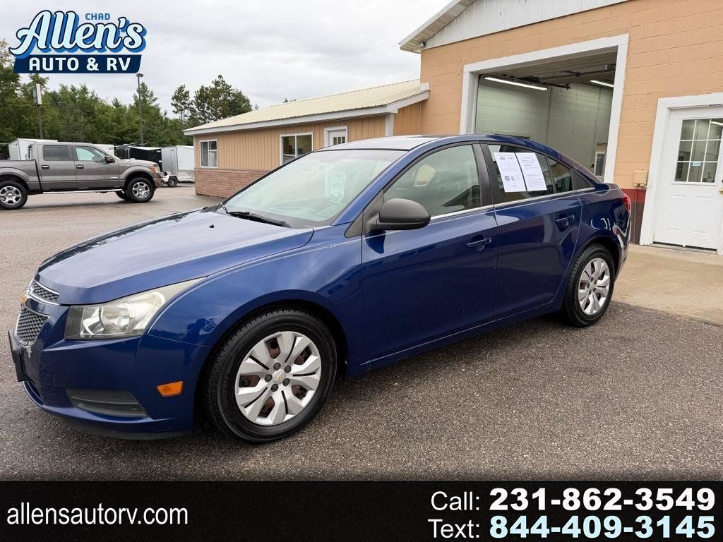 Used 2012 Chevrolet Cruze LS FWD image 1