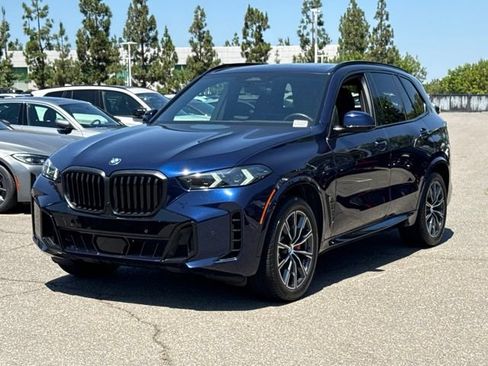 Used 2024 BMW X5 sDrive40i w/ M Sport Package RWD image 2