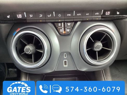 Used 2024 Chevrolet Blazer LT w/ Convenience Package FWD image 19