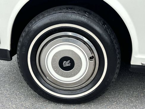 Used 1987 Rolls-Royce Silver Spur image 18