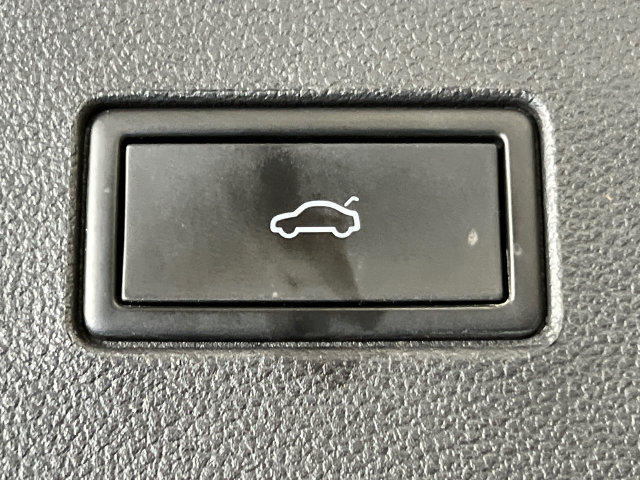 Certified 2023 Volkswagen Atlas SE AWD/4WD image 6