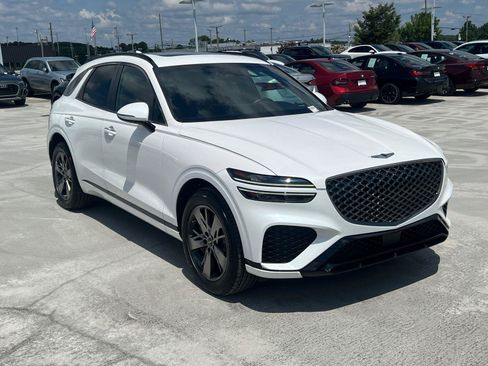Used 2023 Genesis GV70 3.5T Sport w/ Cargo Package AWD/4WD image 3