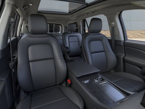 New 2026 Lincoln Aviator AWD w/ Jet Appearance Package image 10