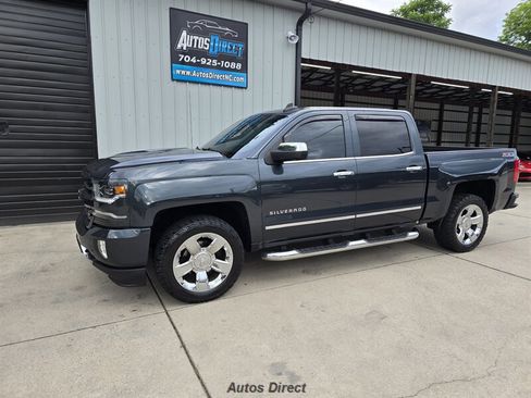 Used 2017 Chevrolet Silverado 1500 LTZ Z71 w/ LTZ Plus Package AWD/4WD image 4