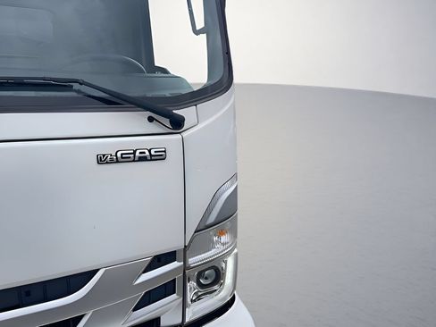 Used 2024 Chevrolet Low Cab Forward RWD image 27
