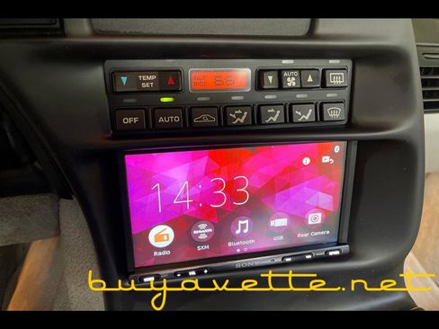 Used 1996 Chevrolet Corvette Coupe image 15