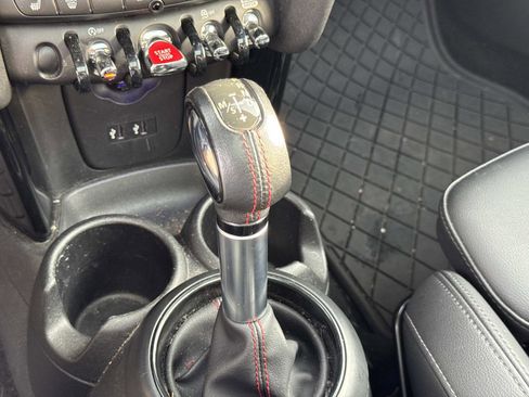 Used 2025 MINI Cooper Countryman S w/ Comfort Package Max image 16