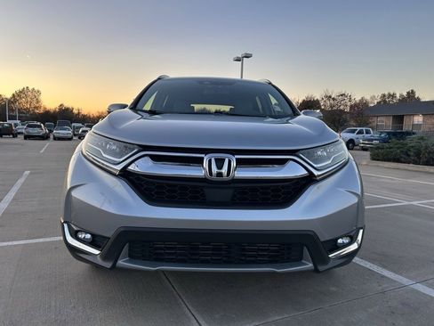 Used 2018 Honda CR-V Touring image 4