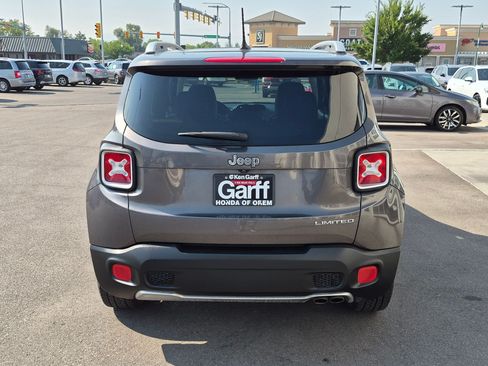 Used 2016 Jeep Renegade Limited FWD image 7