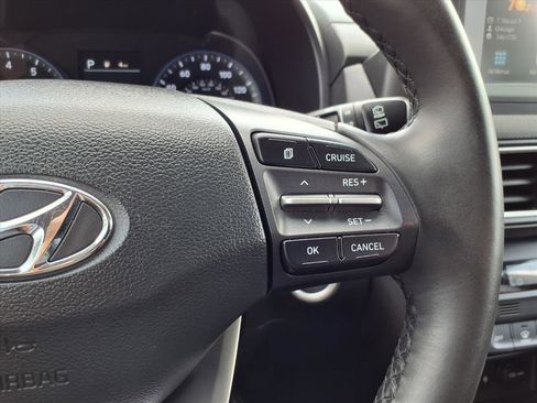 Used 2021 Hyundai Kona Limited image 17