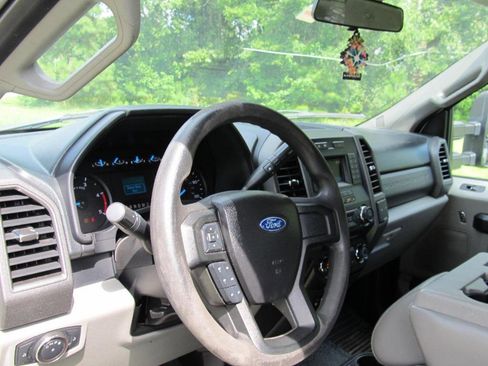 Used 2017 Ford F350 XL w/ Power Equipment Group image 22