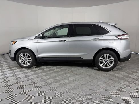Used 2018 Ford Edge SEL image 4
