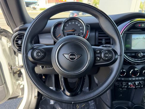 Used 2021 MINI Cooper Convertible w/ Storage Package FWD image 17