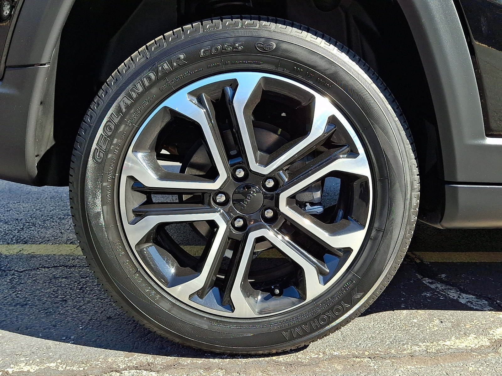 Certified 2022 Jeep Compass Limited AWD/4WD image 8