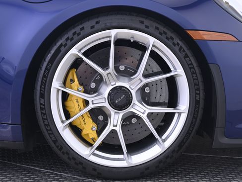 Certified 2024 Porsche 911 GT3 RWD image 14