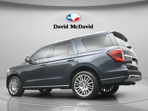 Used 2023 Ford Expedition Platinum RWD image 38