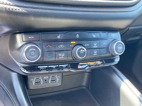 Used 2021 Dodge Durango GT AWD/4WD image 14
