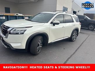 Used 2024 Nissan Pathfinder Platinum video 2