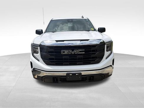 Used 2024 GMC Sierra 1500 Pro w/ Pro Value Package AWD/4WD image 3