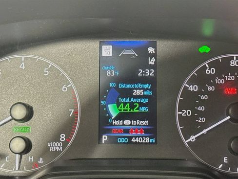 Used 2024 Toyota Corolla Cross AWD Hybrid w/ Moonroof Package image 13