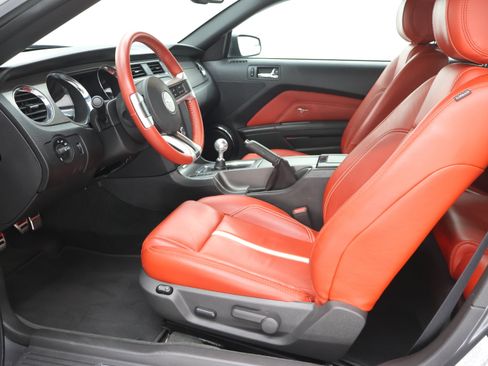 Used 2014 Ford Mustang GT Premium RWD image 8