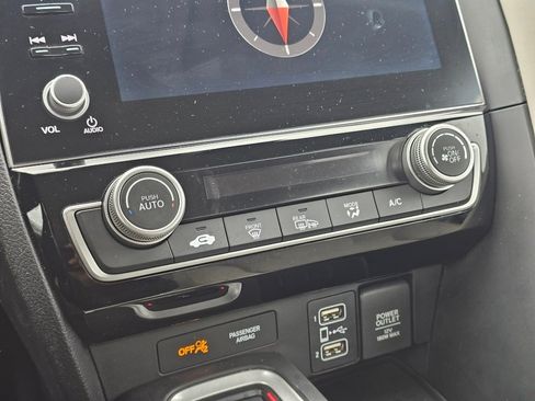 Used 2019 Honda Insight EX image 8