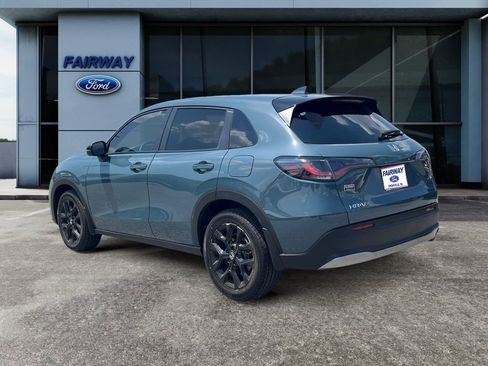 Used 2024 Honda HR-V Sport image 4
