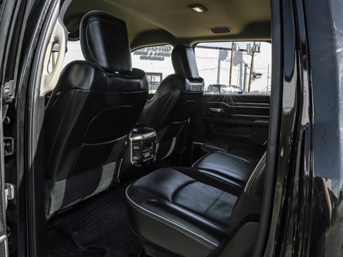 Used 2021 RAM 3500 Laramie image 37