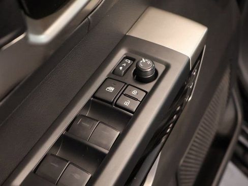 New 2026 Toyota Tundra Limited AWD/4WD image 10