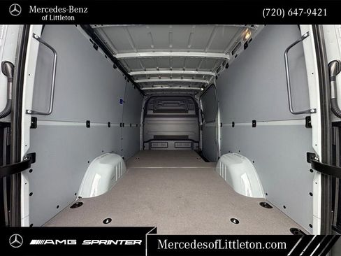 New 2025 Mercedes-Benz Sprinter 2500 image 27