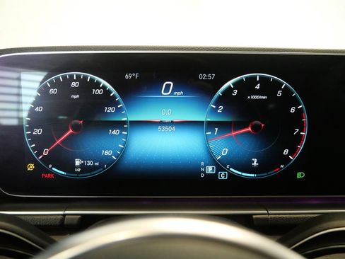 Used 2022 Mercedes-Benz GLE 350 4MATIC w/ Premium Package image 18