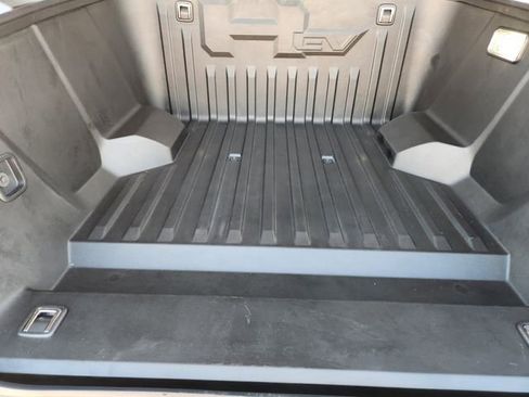 New 2025 GMC Hummer EV 2X image 56