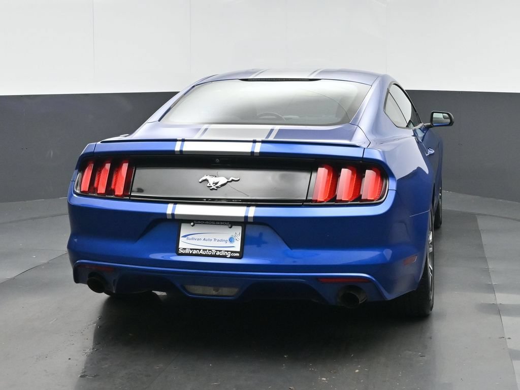 Used 2017 Ford Mustang Coupe RWD image 6