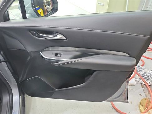 Used 2024 Cadillac XT4 Premium Luxury image 38