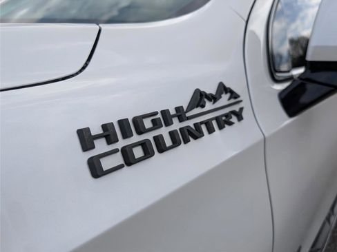 Used 2021 Chevrolet Tahoe High Country image 41